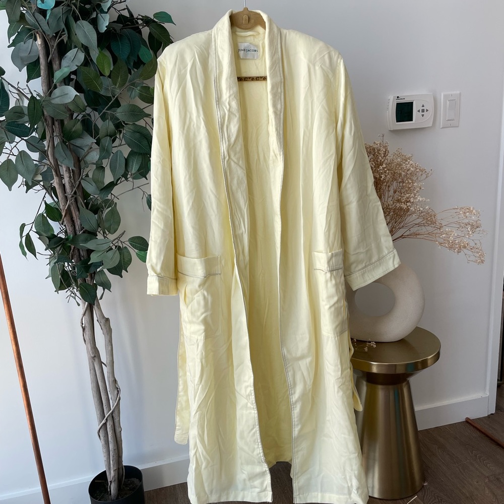 Brand New Hotel Robe